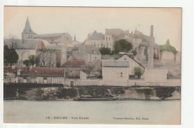 DECIZE - Nievre - CPA 58 - vue ouest Carte couleur
