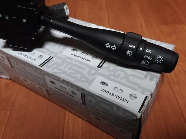 NISSAN Genuine Turn Signal Switch Fog Corner Lamp Silvia S15 25540 - 5L302 NEW NISSAN Genuine Turn Signal Switch Fog Corner Lamp Silvia S15 25540 - 5L302 NEW