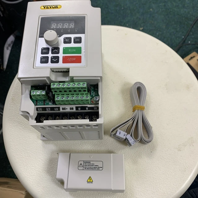 VEVOR VARIABLE FREQUENCY Drive AC 220V Input 3KW CNC Converter Inverter ...