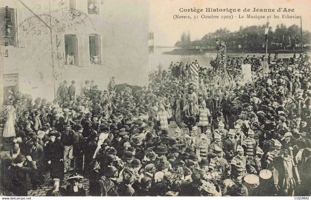 58 NEVERS S08764 Cort�ge Historique de Jeanne d'Arc - La musique et les Echevins