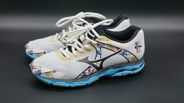 Mizuno WAVE INSPIRE 10 Laufschuhe running triax Gr. 38 Joggingschuhe weiß/blau