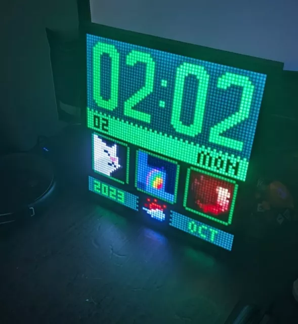 Divoom Pixoo 64 Pixel Cloud LED Picture Frame with APP Control + Anker 10000ma