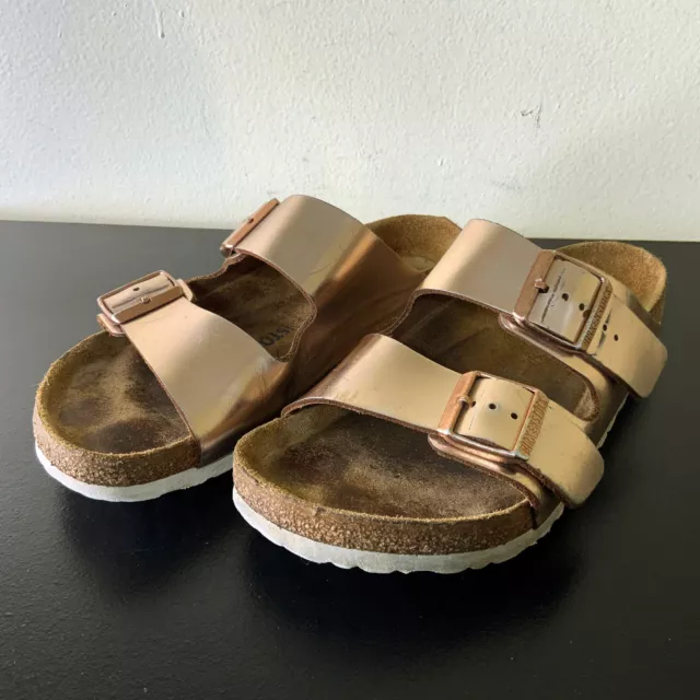 BIRKENSTOCK Arizona Sandals Gold Metallic Soft Footbed Size EUR=39 US=8/8.5