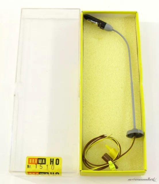 84016 - Peitschenleuchte, 2-fach, Stecksockel mit LED - H0
