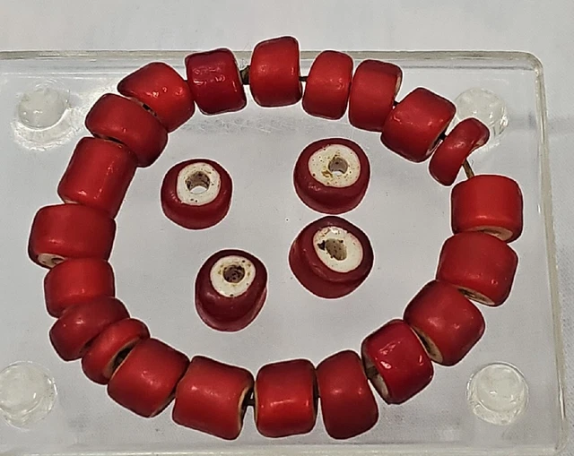 ANTIQUE HUDSON BAY TRADING COMPANY RED "WHITE HEART" TRADE BEADS-wc