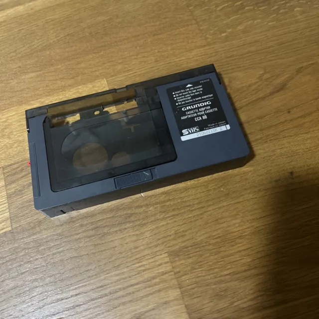 GRUNDIG VHS Adapter Cassette für VHS-C Cassetten Adaptor CCA 80