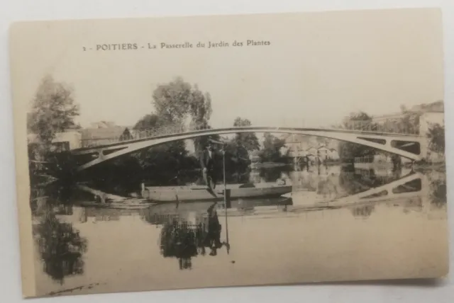 #977 Ancienne Carte Postale Poitiers La Passerelle du Jardin des Plantes