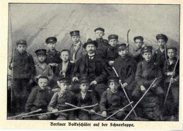 Berliner Volksschüler auf der Schneekoppe Historische Aufnahme von 1911