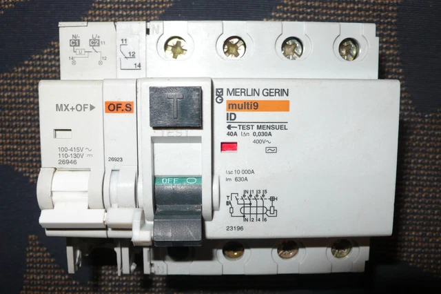 Interrupteur Différentiel Merlin Gerin 40A 30mA Type AC - Référence 23160 - Occasion Bon état