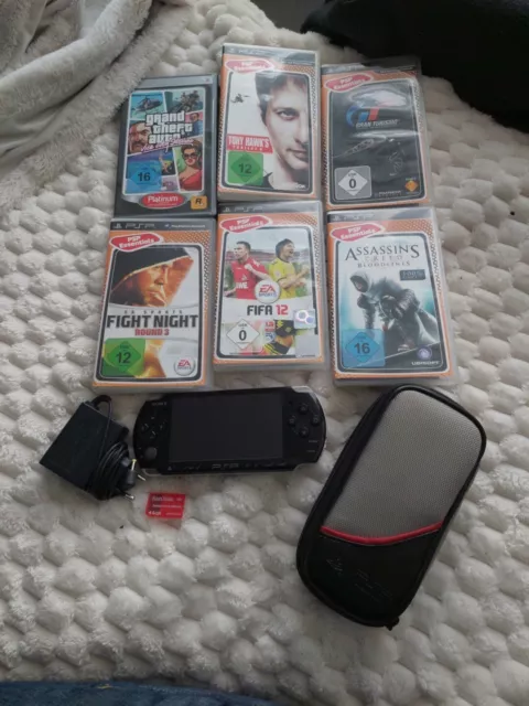Sony PSP 3004 mit 6 Spielen