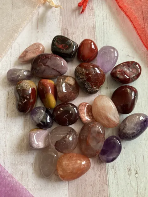 Assorted Mix Of Polished Tumble Stones Very Pretty Mix 150g In A Organza Bag