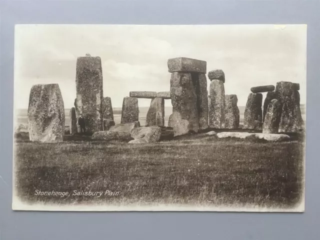 Stonehenge close up on Salisbury Plain c.1910 postcard