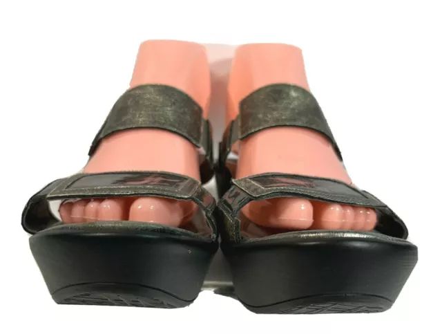 Naot Womens Size 10 US Silver Gray Sandals Treasure Metallic Pewter Wedge 41 EU 2