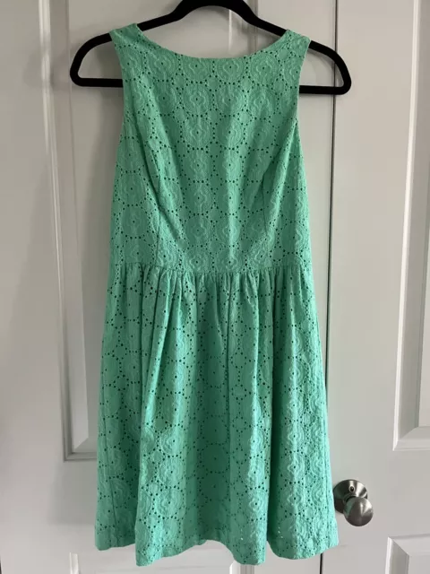 Kensie Sleeveless Green Lace Dress (size S)