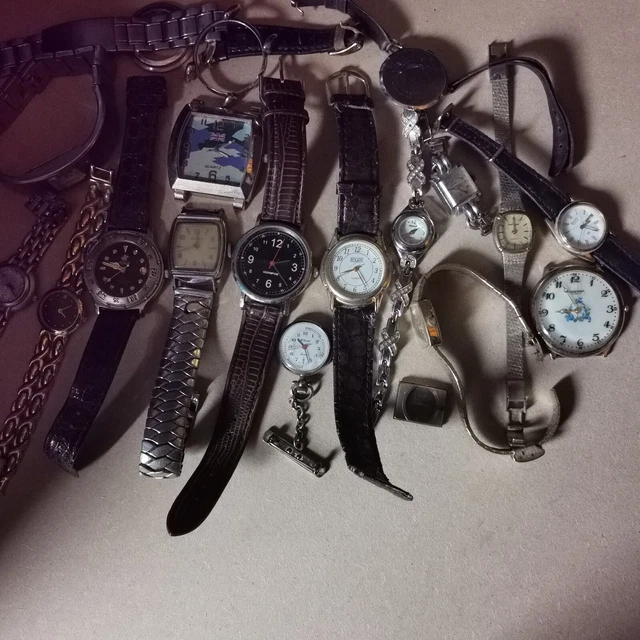 VINTAGE WATCHES JOBLOT Quartz Spare Parts & Repairs Gents /Ladies 18.