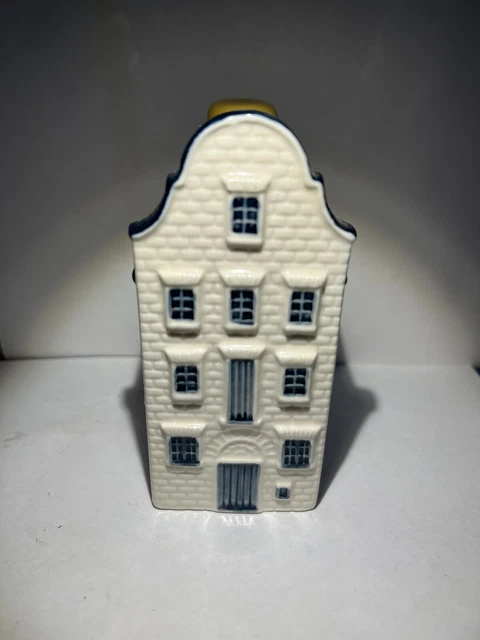 KLM Bols Blue Delft Miniature House - Number 79, 1575.