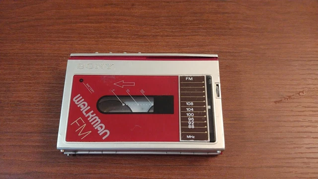Sony Walkman WM-F10 for Parts Sony Walkman WM-F10 for Parts