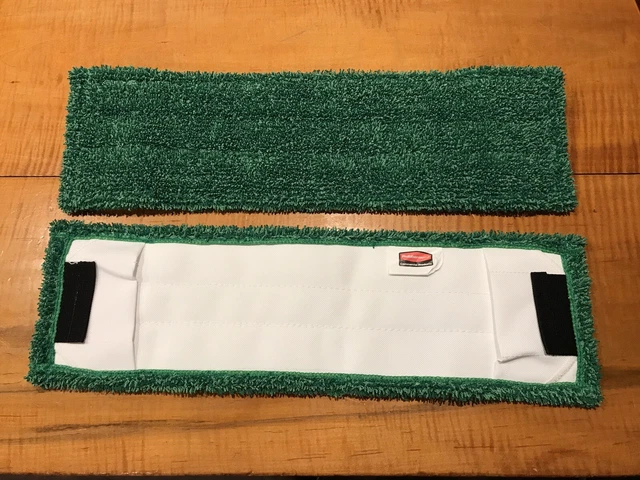 2 RUBBERMAID COMMERCIAL 2132431 foldable Flat mop pads  Microfiber wet dry  NEW