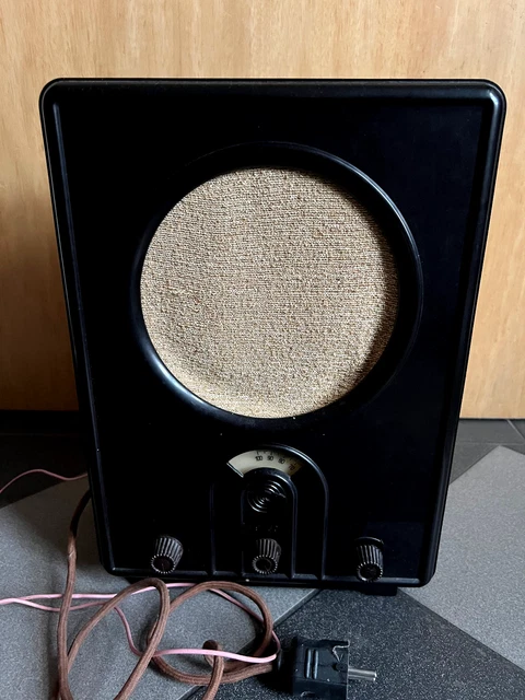 Altes Radio Volksempfänger VE 301 W Tefag