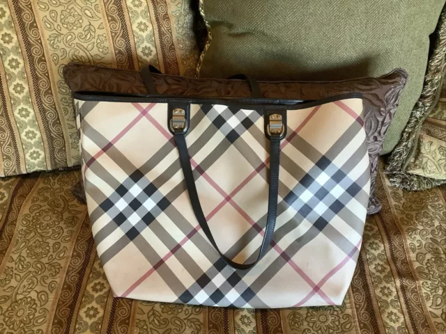 Leather Burberry Nova Check Shoulder Bag