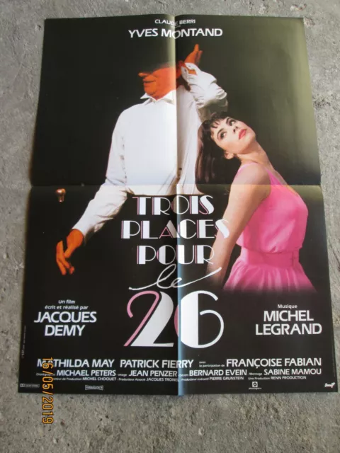 TROIS PLACES POUR LE 26  MONTAND Affiche originale de cinéma F:60/80 année 1988