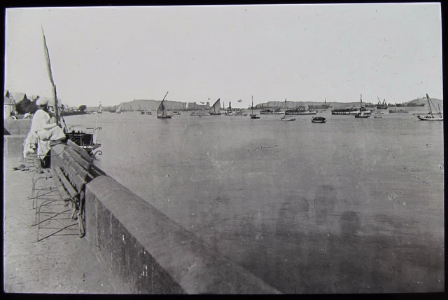 Glass Magic Lantern Slide INDIA NO24 BOMBAY HARBOUR C1910 PHOTO
