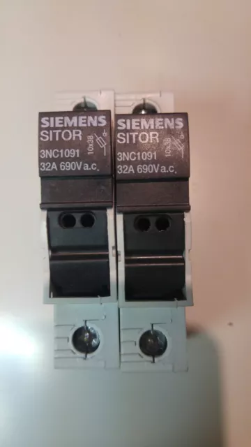 Interruttore sezionatore Siemens a fusibile 10x38mm,32A,690VAC 3NC1091