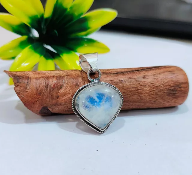 Moonstone pendant beautiful gift For Love 925 Sterling Silver Women Pendant A81