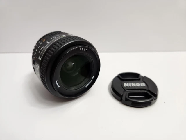 Nikon Nikkor AF 28mm f2.8 D Lens