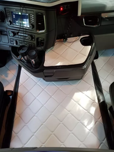 Fußbodenset Klein Exclusiv passend für LKW Mercedes Solostar - LKW