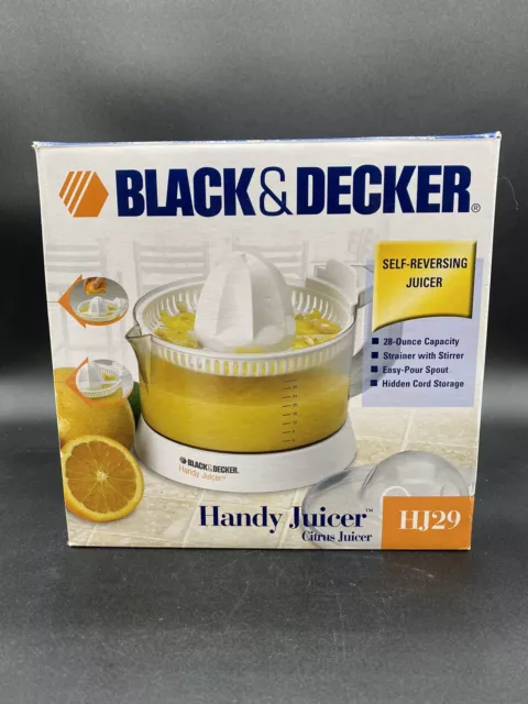 Black & Decker HJ30 Handy Electric Citrus Juicer 28oz Strainer
