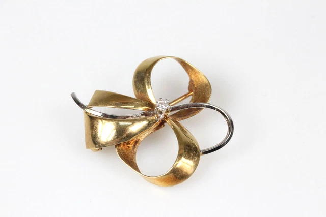 Broche Amusante En Forme De Pelle Avec Fleurs - Couleur Or Poli Brillant - Style Rétro - Occasion Impeccable