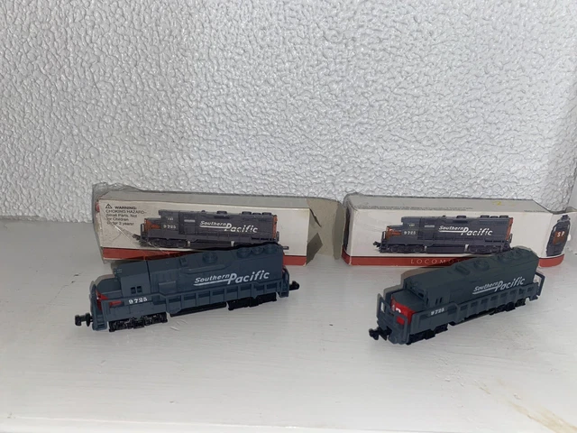 Southern Pacific Dummy Locomotive # 9725 Model Train No 418 In Box