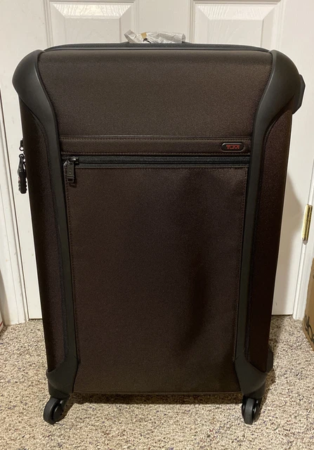 New With Tag $850 TUMI Medium Trip Packing Case
