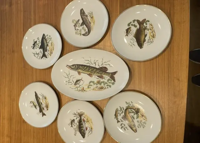 Naaman Israel Fish Lot (6) 9" Dinner Plates and (1) 14.5" Platter Rare Find