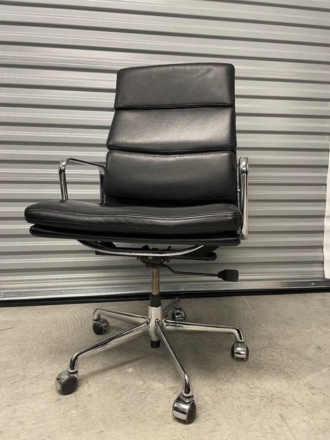 VINTAGE EAMES ICF Herman Miller Black Leather Soft Pad Executive