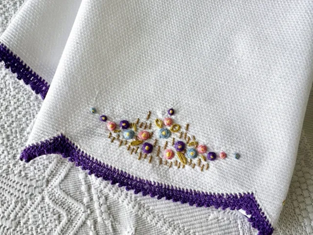 Vintage Guest Towel Hand Embroidery Crochet Cotton Huck 52cm / 20.5"