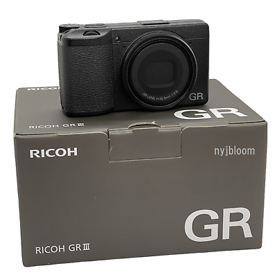 New RICOH GRIII Digital Camera 24.2MP APS-C CMOS Sensor