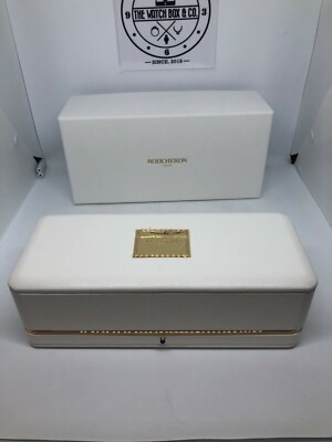 Boucheron Grand écrin boite pour montre BOUCHERON Paris place Vendome 