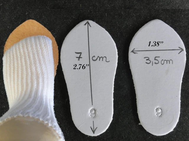 CHAUSSURES en CUIR JU9 (7 cm) pour POUPEE ANCIENNE DOLL SHOES-  G.BRAVOT -FRANCE 2