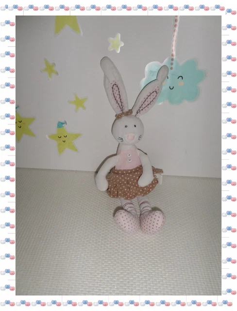 V - Doudou Peluche Lapin Little Princess Rose Blanc Jupe Pois  Tape à l'Oeil TAO