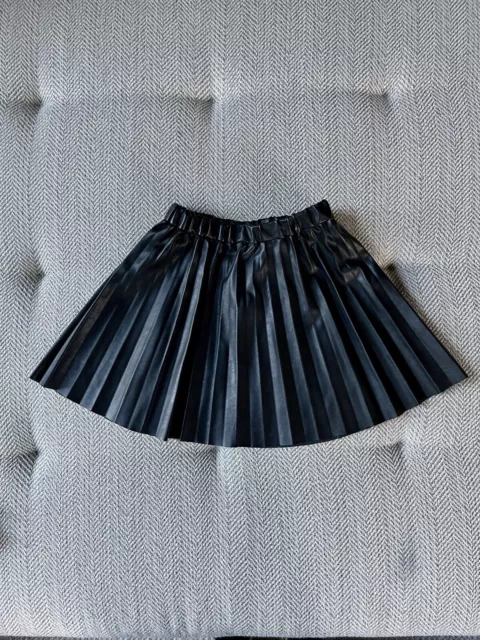 J Crew Crewcuts Girls Faux Leather Pleated Pull On Mini Skirt, Size S (6-7) EUC