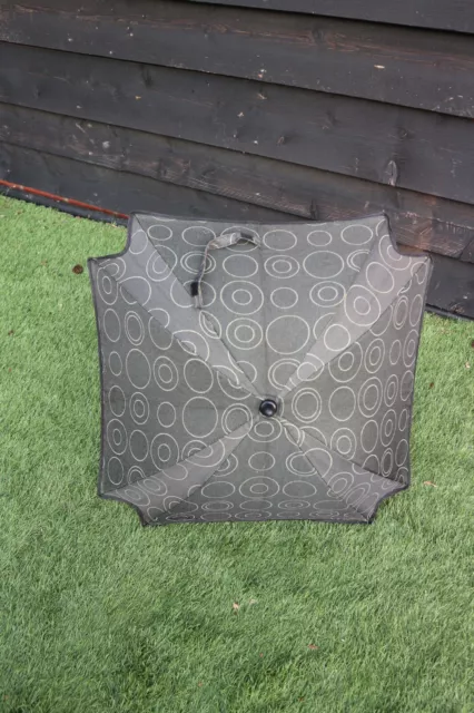 Paraguas de pistacho paraguas plateado cross
