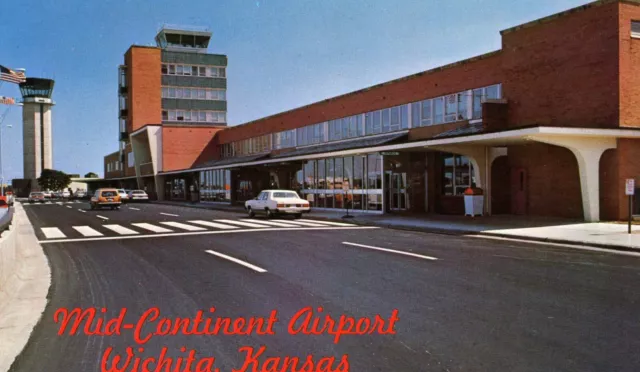Kansas   Airport   Wichita  Served By Twa  Trans World &  Braniff Airlines 015