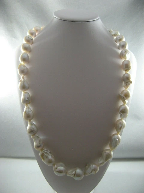 GAVU Collana Girocollo Donna Perle Di Conchiglia - Tre Colori Con Chiusura OT In Acciaio Inox