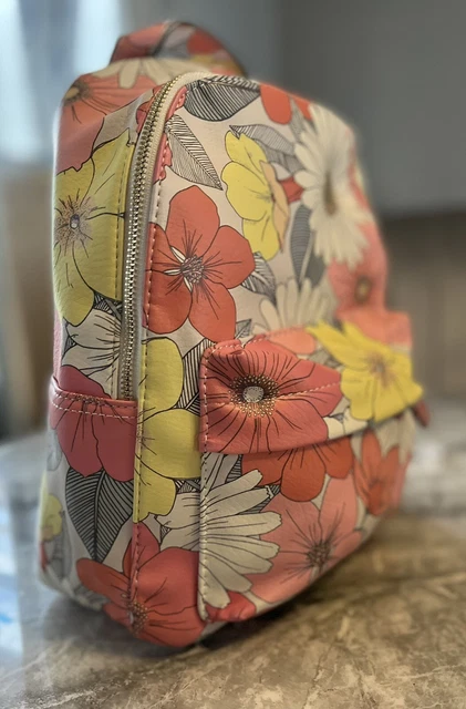 ❤️Brand New Monsoon Accessorize Floral Print Backpack Leather Small❤️