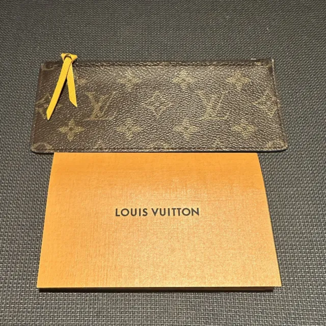 Louis Vuitton x Supreme De Poche SP Cardholder / Card Organiser in Red Epi  ( LV Supreme Model: M67714 ), Luxury, Accessories on Carousell