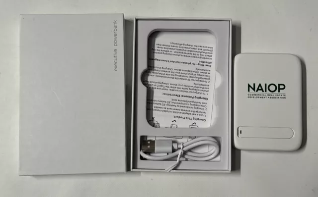 Executive Power Bank, Magsafe Compatible, White, Branded With "NAIOP" 5000 mAh