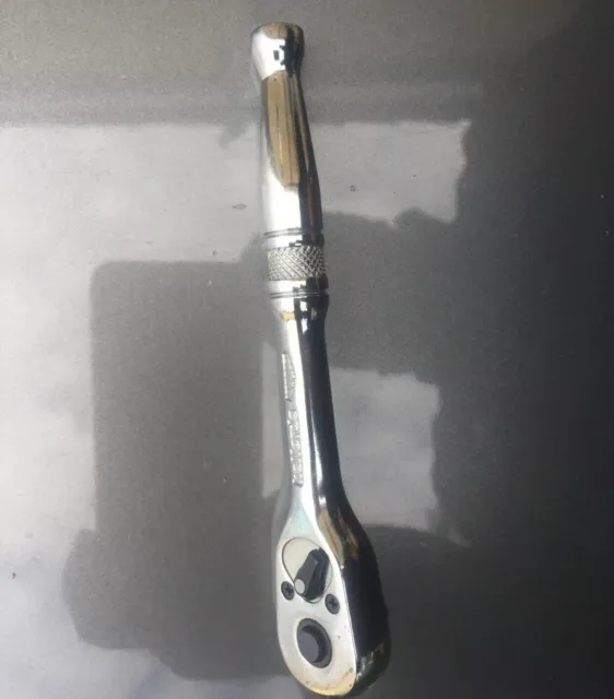 HALFORDS 1/4 silver advanced ratchet brand  new