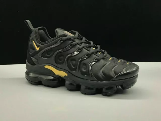 NIKE AIR VAPORMAX Plus TN UK 10 EU 45 924453 007 Black Gold